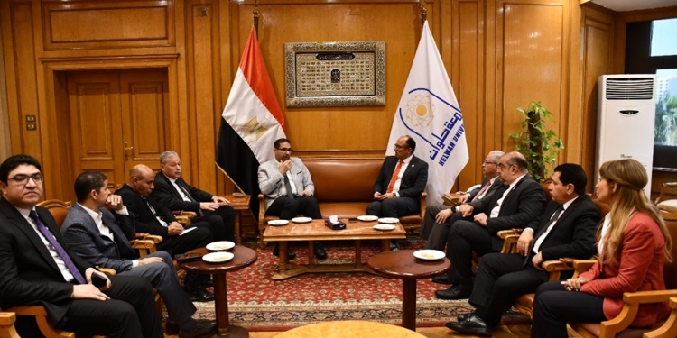 تطوير مستشفي بدر الجامعي.. تعاون بين جامعتي حلوان و15 مايو