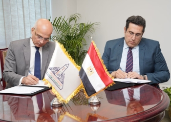 رئيسا الجامعة المصرية للتعلم الإلكتروني وعين شمس يوقعان بروتوكول تعاون مشترك في البرامج المهنية