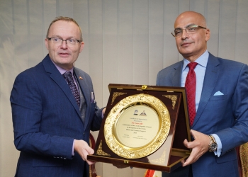 رئيس جامعة عين شمس يستقبل السفير التشيكي