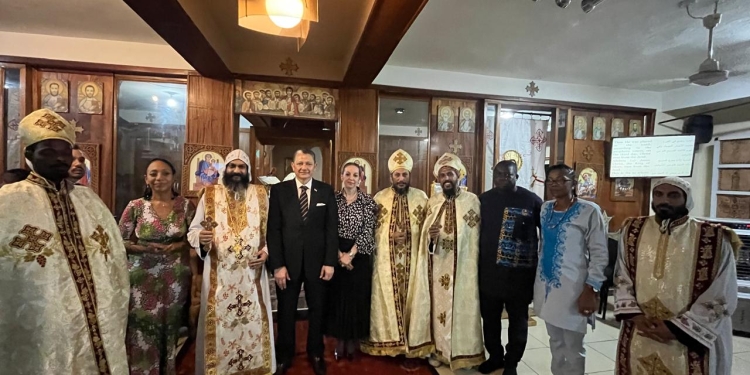 السفير المصري في غانا يشارك في احتفالات عيد القيامة المجيد