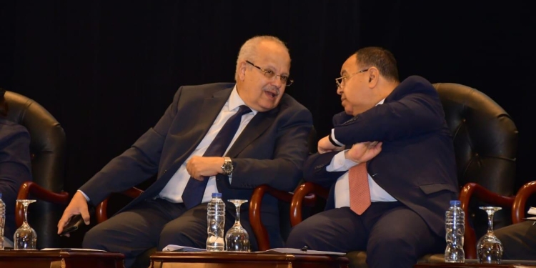 وزير المالية يستعرض المخاطر المتعلقة بالاقتصاد الحر 