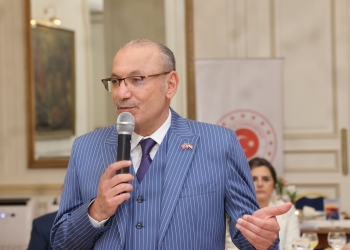 سفير تركيا بالقاهرة: شركات السياحة التركية تقدم مساهمات كبيرة للسياحة المصرية