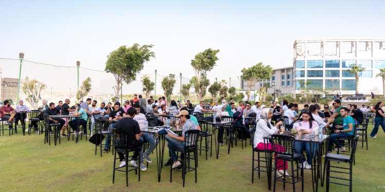 جامعة النيل تستقبل خريجي كلياتها