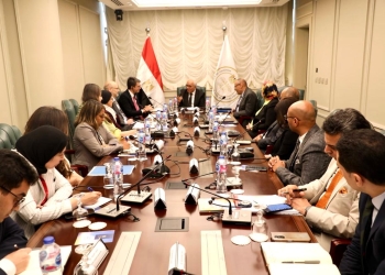 «حجازي» يستقبل وفد البنك الدولي لتطوير التعليم قبل الجامعي