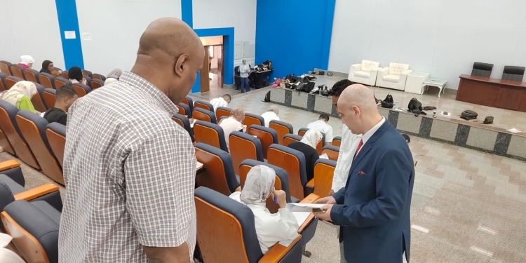 انطلاق امتحانات الفصل الدراسي الثاني بكلية الألسن جامعة أسوان