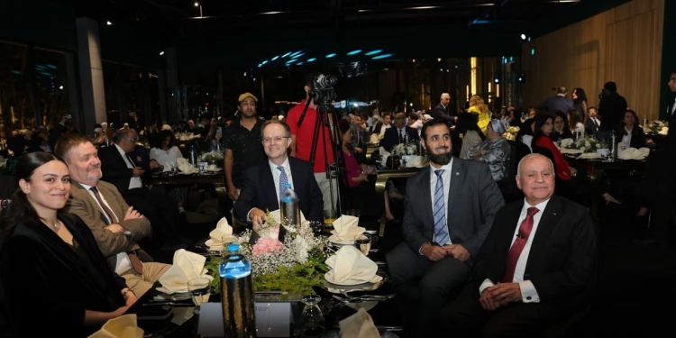 إنشاء فرع لجامعة شرق لندن بمقر الجامعات الأوروبية في مصر بالعاصمة الإدارية الجديدة