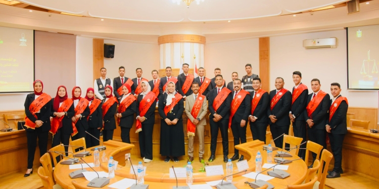 طلاب من أجل مصر بجامعة سوهاج يشاركون في منتدى الثقافة القانونية بالمجلس الأعلي