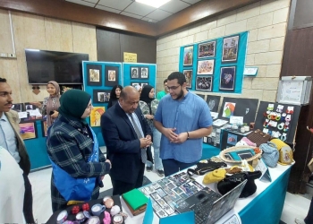 جامعة القاهرة تحتفل بيوم التفوق وتكرم المتميزين في كلية الاقتصاد والعلوم السياسية