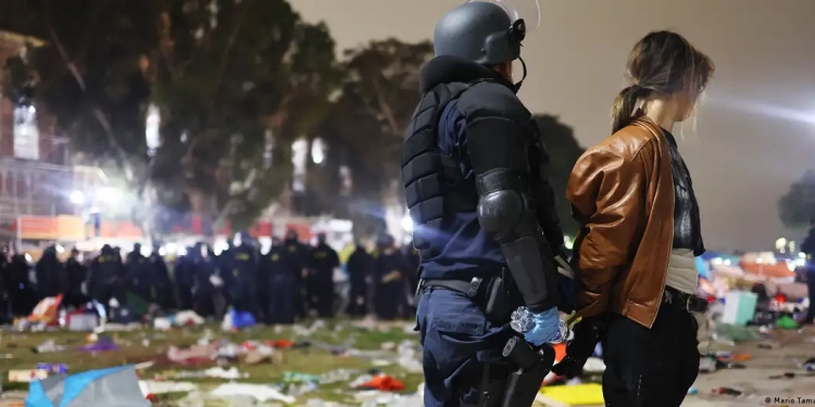 صدى الاحتجاجات يتجاوز جامعات أمريكا في عام انتخابي حاسم