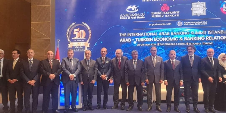 رئيس الاكاديمية العربية فى تركيا