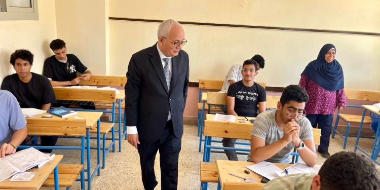 الثانوية العامة 2024.. تداول امتحان الإنجليزي كاملا على تليجرام