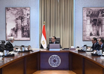 "الحكومة" تناقش مقترحات تطوير مرحلة الثانوية العامة بحضور وزيري التعليم