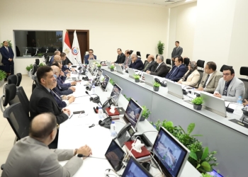 وزير الصحة يوجه بزيادة المستلزمات الطبية الضرورية وأدوية الطوارئ والأمراض المزمنة