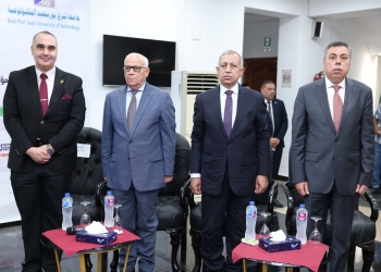 محافظ بورسعيد يشهد انطلاق فعاليات ورشة العمل الثالثة لكلية النقل الدولي واللوجستيات