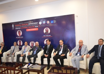 رئيس جامعة بنها يفتتح المؤتمر العلمي السنوي لأمراض الباطنة ببنها