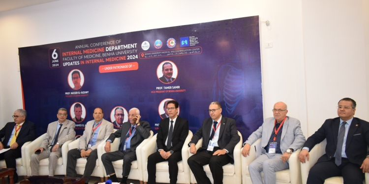 رئيس جامعة بنها يفتتح المؤتمر العلمي السنوي لأمراض الباطنة ببنها
