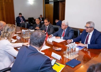 عاشور يبحث مع نائب مدير مؤسسة “الروس آتوم” الروسية تدريب المتخصصين في الطاقة النووية