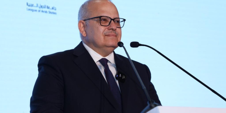 رئيس جامعة القاهرة: استحداث جائزة “الرواد” لأول مرة لإبراز نخبة العلماء المؤثرين جامعيًا ومجتمعيًا