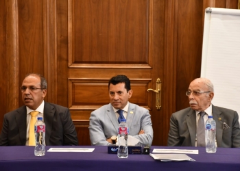 وزير الرياضة يشهد انطلاق المشروع القومى لصقل مدربي المنتخبات الوطنية بالجامعة البريطانية في مصر