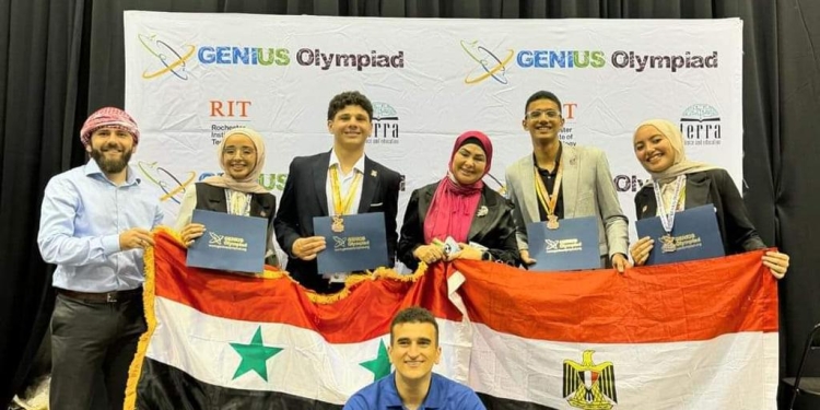 «حجازي» يهنئ طلاب “STEM” الفائزين بمسابقة (2024 Genius Olympiad) الدولية