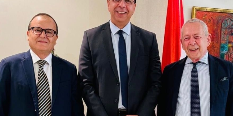 هيئة المعارض المصرية تبحث تنظيم معرض للشحن والخدمات اللوجستية بمركز القاهرة الدولي للمؤتمرات