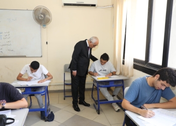 الثانوية العامة 2024.. راجع أهم أسئلة الفيزياء بالإجابات pdf