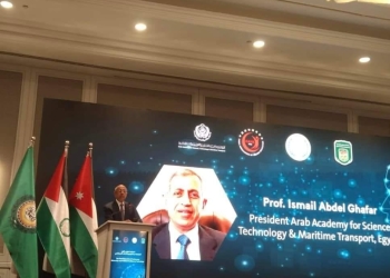 عبدالغفار يشارك في المؤتمر الدولي الأول للجامعات وتكنولوجيا الذكاء الإصطناعي بالأردن