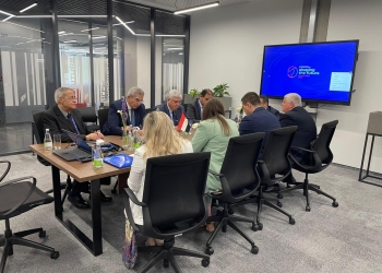 وزير التعليم العالي يلتقي بنظيرة البيلاروسي 