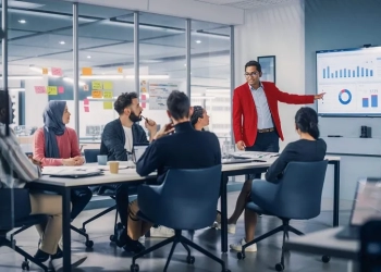 شركات ناشئة للشياب وفرص للنجاح والنمو