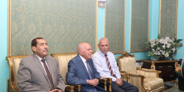 افتتاح الدورة التدريبية 95 لمواجهة الأزمات بالتعاون مع الأكاديمية العسكرية 