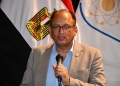 رئيس جامعة حلوان يؤكد أهمية دور المعلم في تشكيل الوعي ومحو الأمية