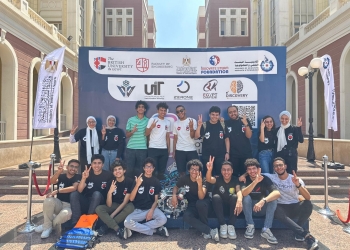 طلاب “نادي الروبوتات”بالجامعة اليابانية يحصدون المركز الثاني في مسابقة Go Dive Derby 