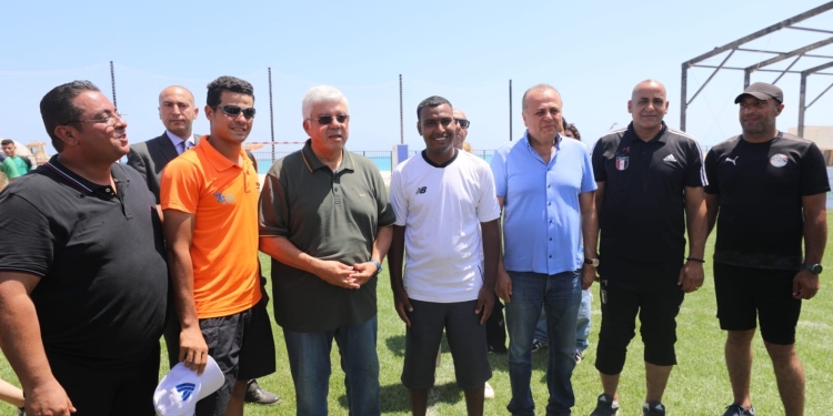 وزير التعليم العالي يتفقد مهرجان “العالم علمين”