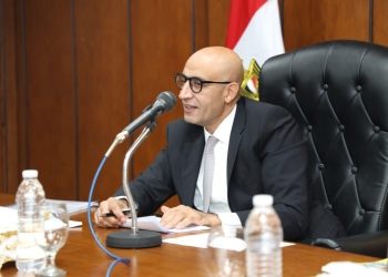 التربية والتعليم: التعلب على مشكلة الكثافة الطلابية المرتفعة سيكون بطرق تقليدية وأخرى مبتكرة