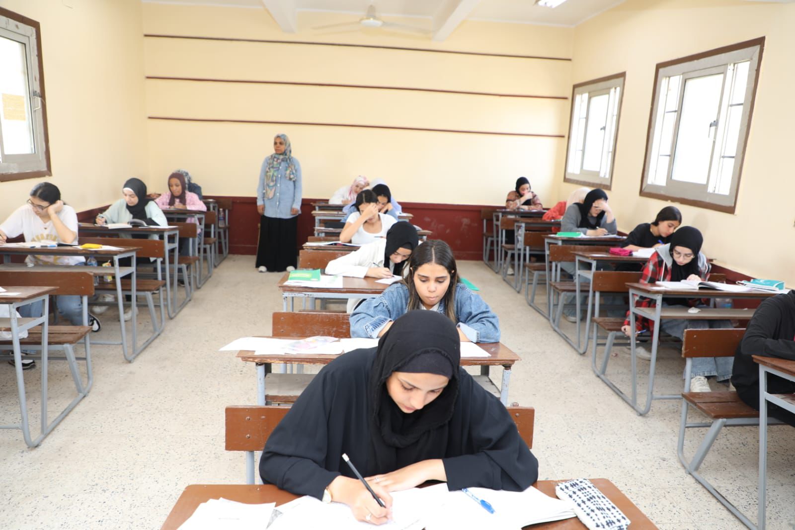 الثانوية العامة 2025.. نصائح لحل امتحاني الجغرافيا والكيمياء