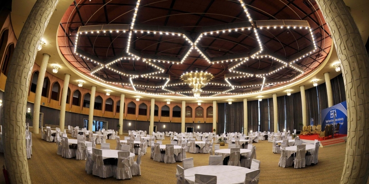 رئيس الهيئة المصرية للمعارض يعلن الانتهاء من تجهيز قاعة نفرتيتي لاستقبال المؤتمرات بسعة 1500 فرد