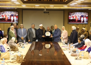 رئيس جامعة الأزهر يشيد بجهود كلية طب البنات ويعلن وضع حجر الأساس للكلية الجديدة الأسبوع القادم