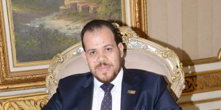 لتوطين التكنولوجيا..”المتحدة” تتعاون مع شركة مصرية لصناعة النجيل والملاعب