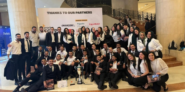 فوز الأكاديمية العربية بالمركز الأول في مسابقة إيناكتس السنوية على مستوي الجامعات المصرية
