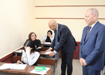 لجنة مستقلة لتقييم امتحان الفلسفة و3 أسئلة صياغتها خاطئة.. دكتور بجامعة القاهرة يفجر مفاجأة