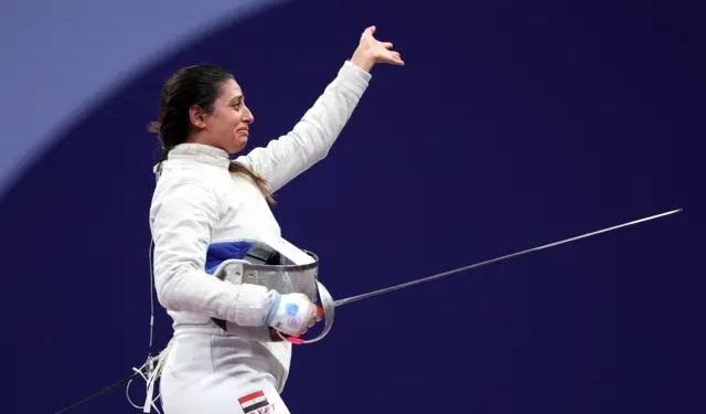 ندى حافظ لاعبة السلاح حصدت تقدير العالم رغم خسارتها