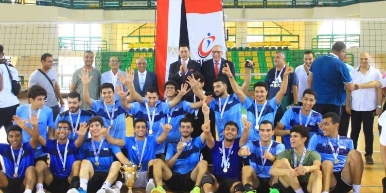 بطولة الكرة الطائرة للجامعات والمعاهد المصرية تختتم منافساتها برعاية وزيرى التعليم والشباب