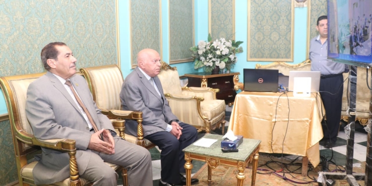 "الزناتي" يفتتح الدورة التدريبية 98 المتخصصة فى الأزمات والتفاوض