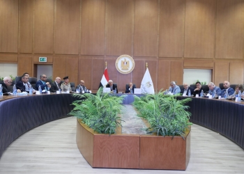 الأعلى للتعليم التكنولوجي يناقش إنشاء شركة لربط الخريجين بسوق العمل وقواعد التحويل