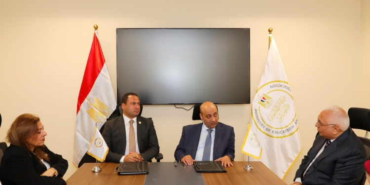 برتوكول تعاون مع "الجمهورية الجديدة للتنمية" لدعم طلاب التعليم الفني