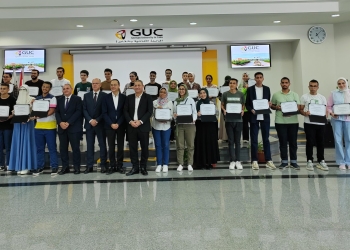 الاوائل مع د اشرف منصور فحفل استلام المنح بالألمانية