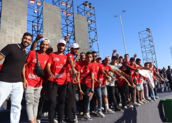 فى العلمين وبمشاركة ٤٣ فريق من ٢٨ جامعة ..رالى السيارات الكهربأئية يختتم مسابقاته