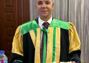 نائب رئيس النيابة الإدارية ينال درجة الدكتوراه في رسالة بعنوان " أثر تحريك الدعوة الجنائية على المسؤولية تأديبية للموظف العام "