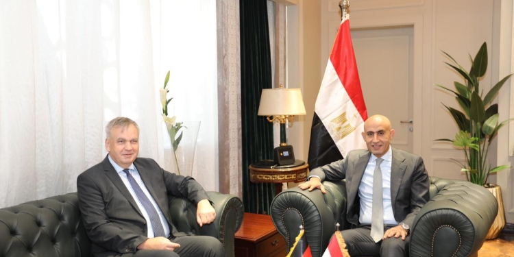 آليات الإعلان عن انطلاق مشروع 100 مدرسة مصرية ألمانية