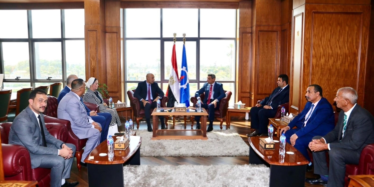 وزير التعليم يصل السويس لمتابعة استعدادات العام الدراسي الجديد